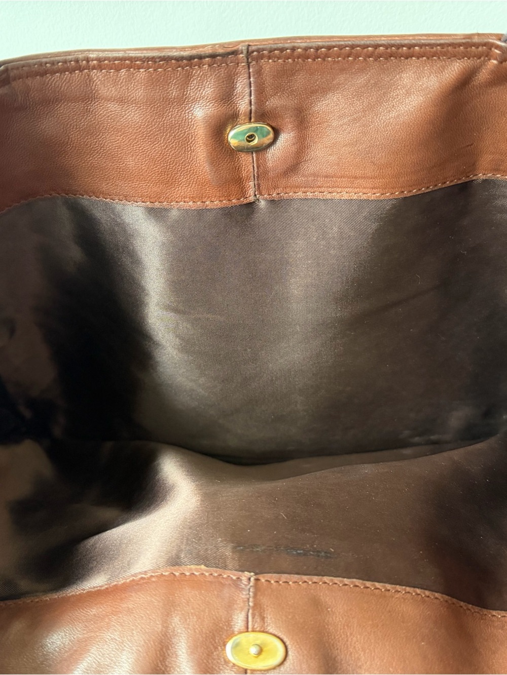 Authentic Bottega Veneta Intrecciato Leather Shoulder Tote in Dark Brown - Picture 10 of 15